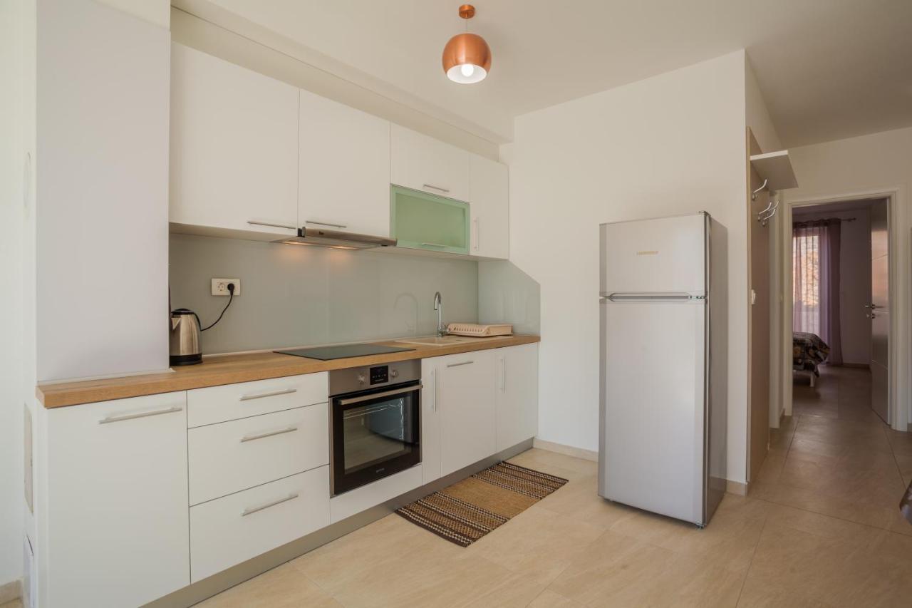Apartman Madonnina Cres Luaran gambar